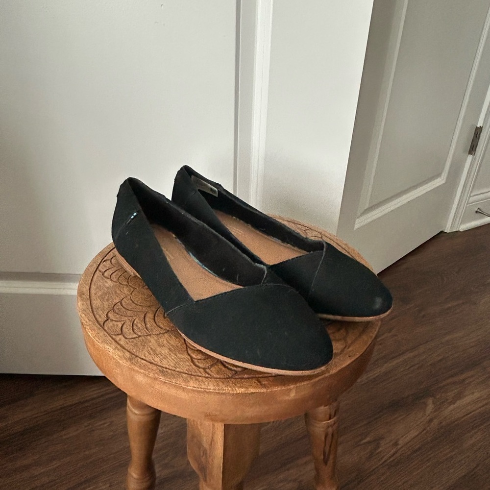 Toms Black Women's Flats